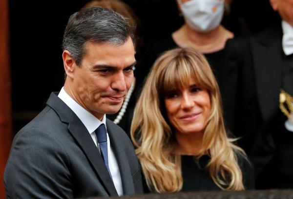 موقع إسباني لمحاربة الأخبار الكاذبة يبريء زوجة "بيدرو سانشيز" ومسؤولين مغاربة